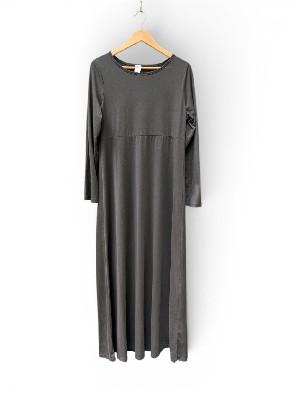 Everyday Long Sleeve Maxi Dress in Charcoal